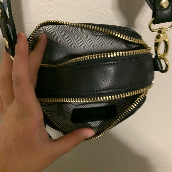 Steve Madden Black Purse - Picture 5 of 5